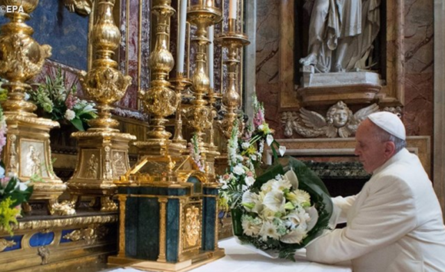 Pape François “Marie nous enseigne la vertu de l’attente confiante”
