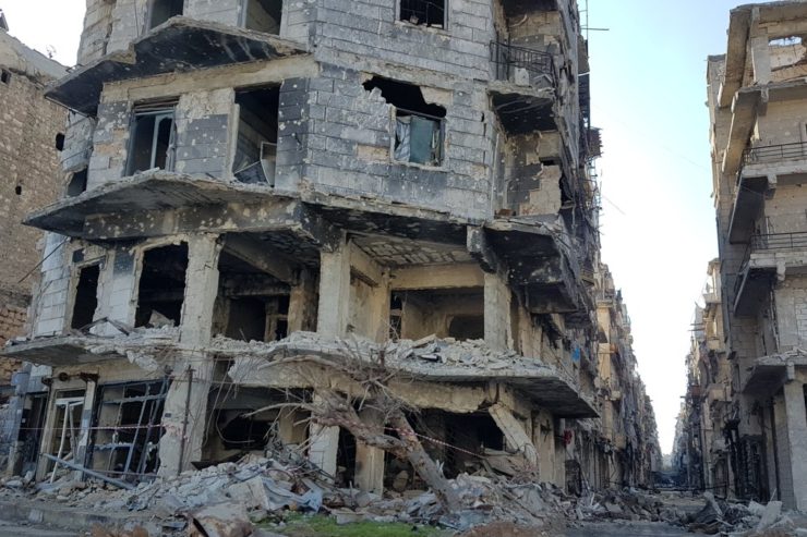 Les patriarches grec orthodoxe, syriaque orthodoxe et grec-melkite catholique d’Antioche et de tout l’Orient dénoncent et condamnent les frappes aériennes de la coalition occidentale sur la Syrie.