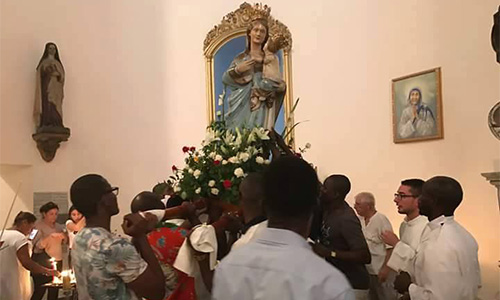 Après 57 ans d’absence, Marie est à nouveau accueillie à La Goulette, en Tunisie