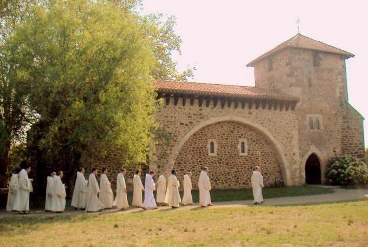 Faire Une Retraite à L'abbaye De Randol