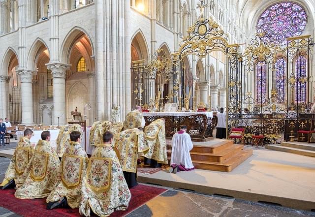 Laon : ordinations selon la forme extraordinaire le dimanche 28 juin 2020