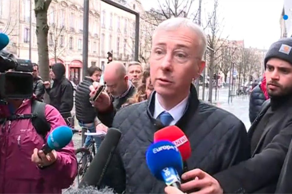 Paris : l’interdiction des prières place Saint-Sulpice suspendue