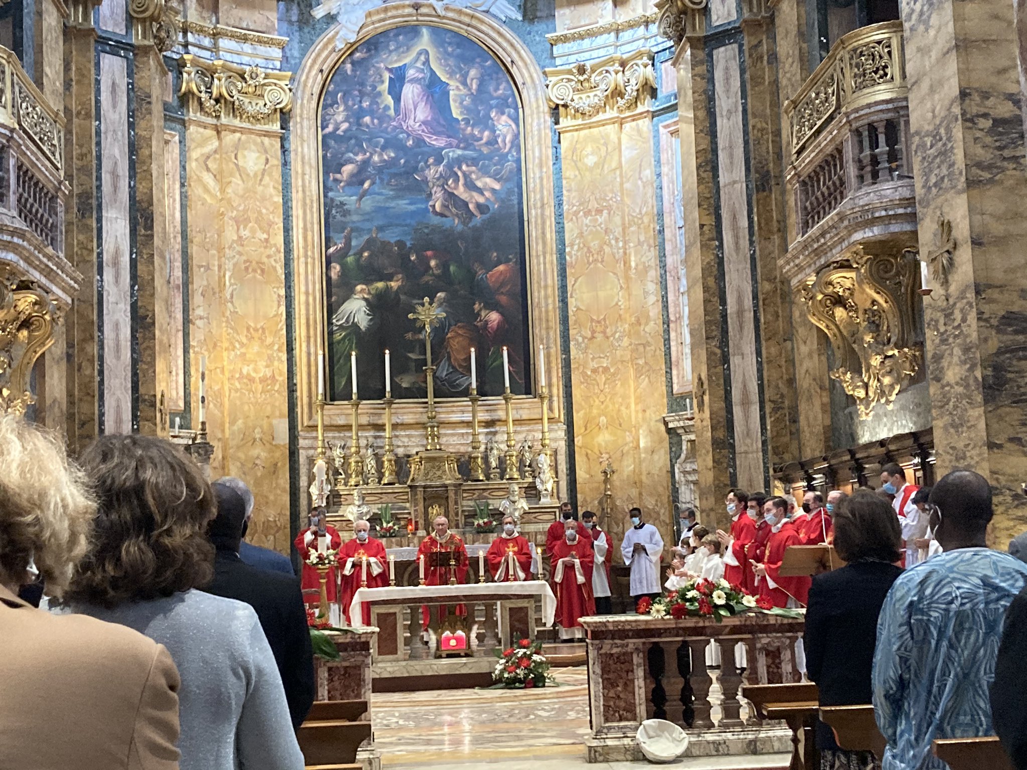 Rome : messe de Pentecôte à Saint-Louis des français en présence du cardinal Parolin