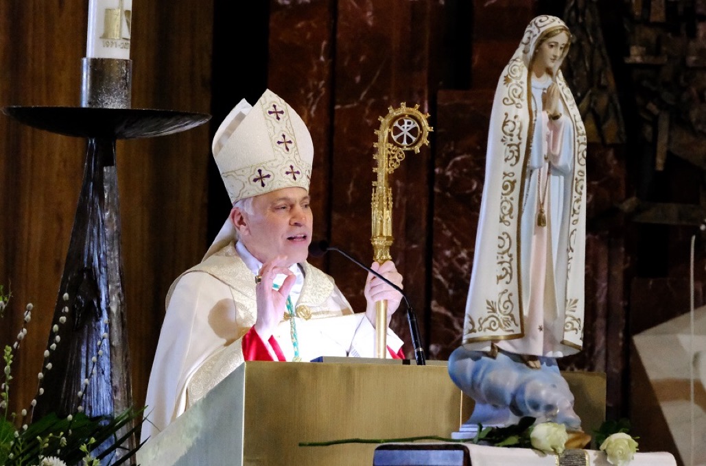 États-Unis : un évêque rappelle l’impossibilité de donner la communion à ceux qui refusent l’enseignement de l’Église sur la vie
