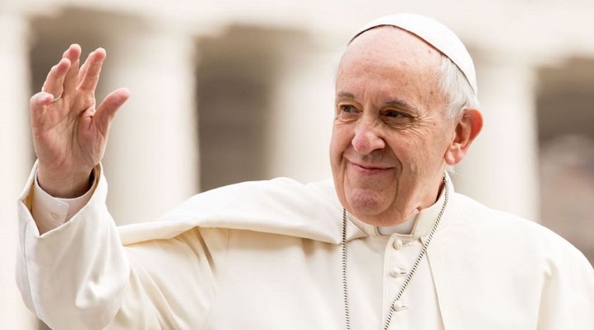 Le Pape François en bonne condition après son opération