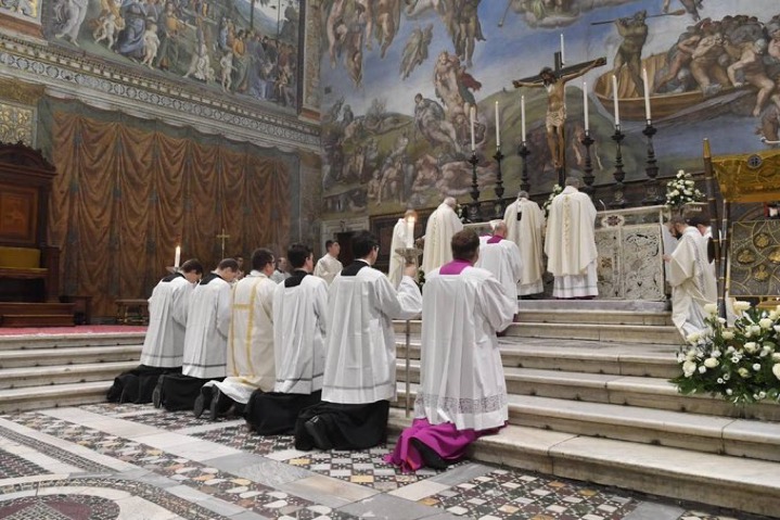 Rome : le Pape François célèbre le Baptême du Seigneur