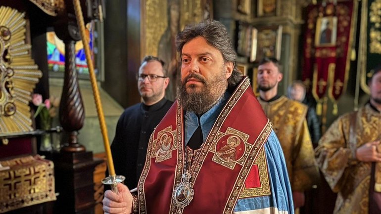 Ukraine : des orthodoxes réclament leur indépendance de Moscou