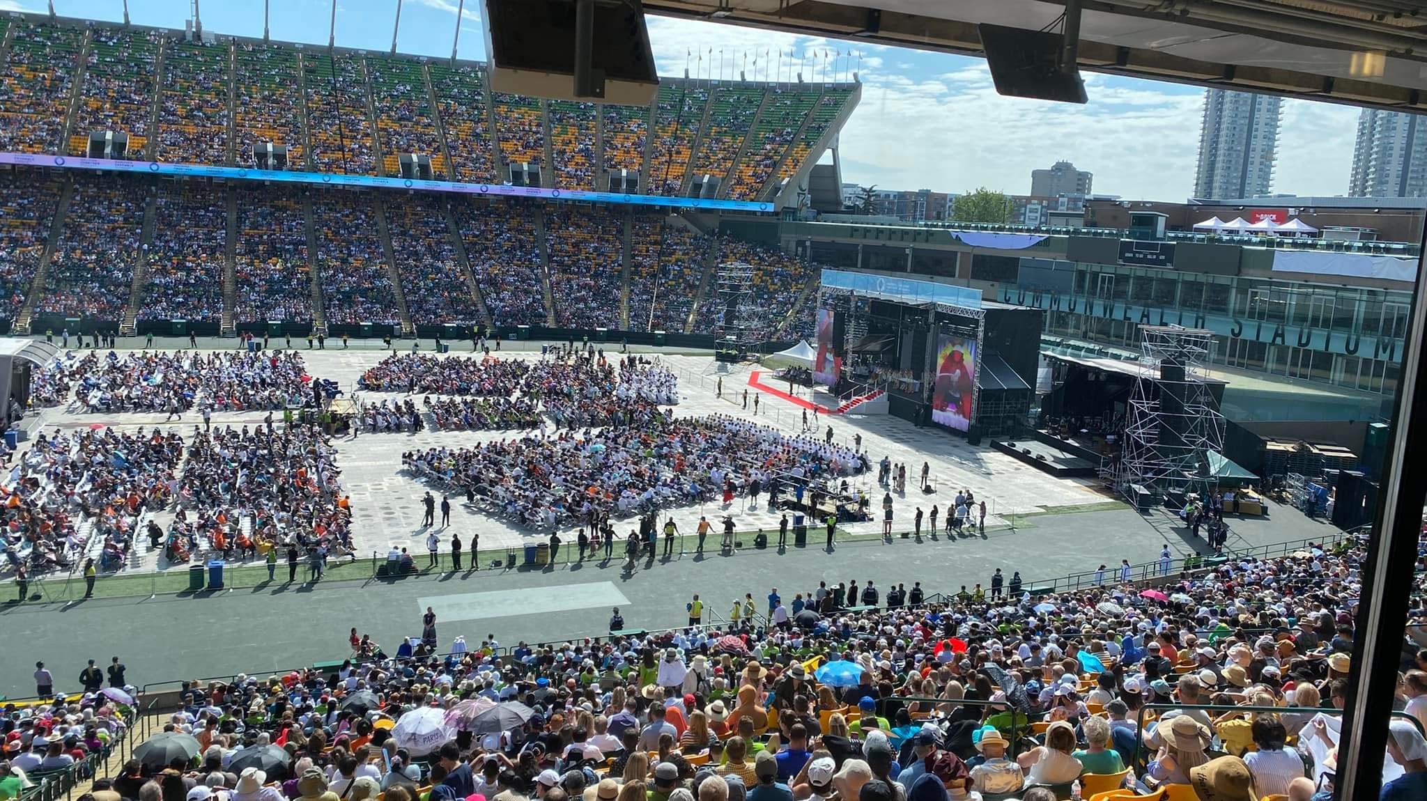 Canada : célébration de la messe en présence du Pape à Edmonton